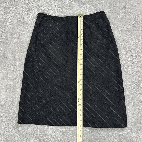 Trina Turk Women's Career Pinstripe Straight Skirt Side Zip Size 4 Gray *FLAW - Picture 7 of 9